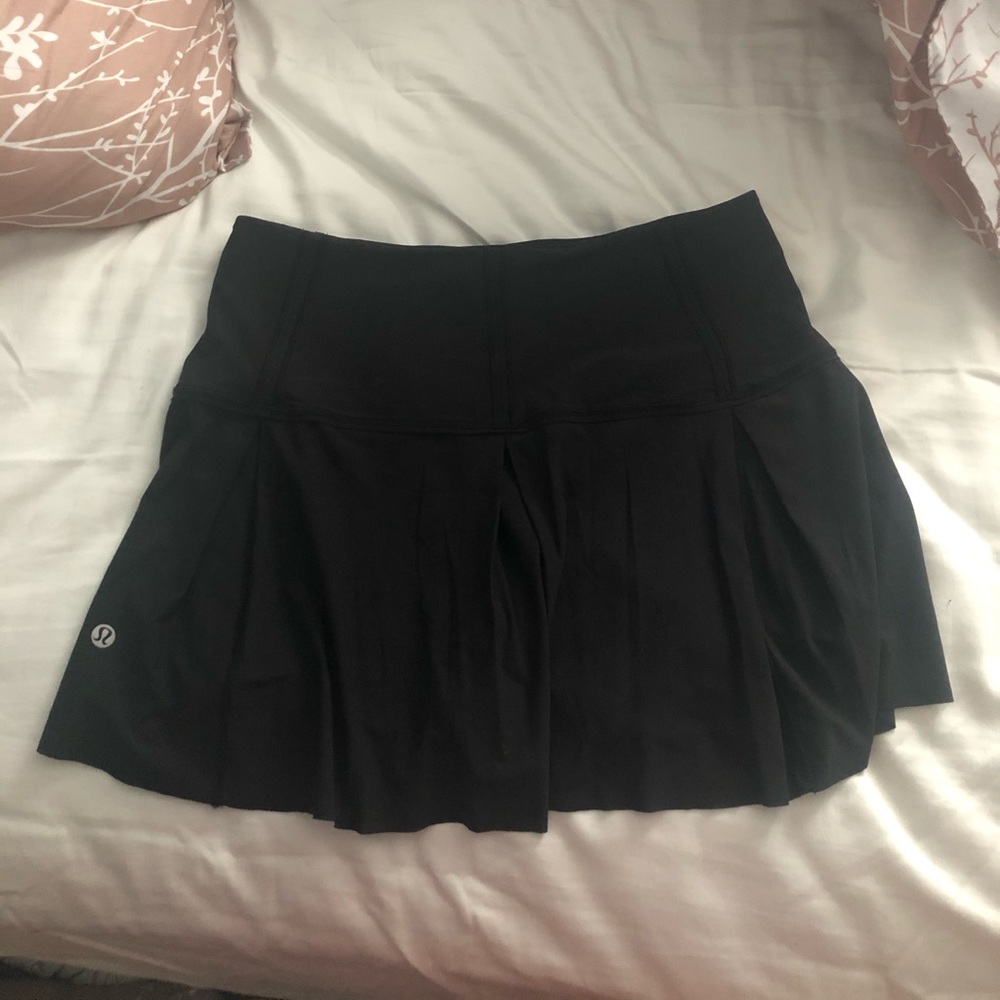 Lulu lemon tennis skirt